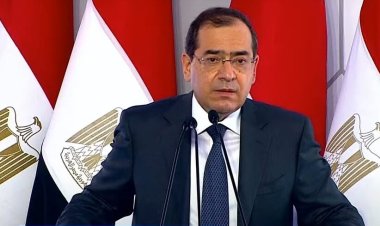 " الملا" يصدر حركة تكليفات بشركات قطاع الثروة المعدنية