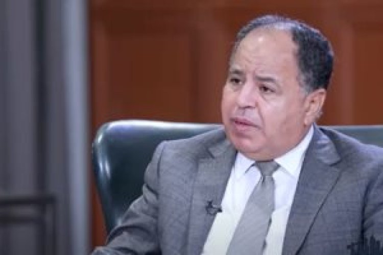 وزير المالية السابق يكشف أسباب اتجاه الدولة لخفض الدين والمستفيدين من القرار