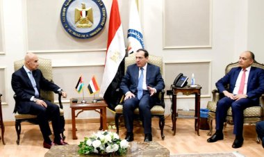 وزير البترول يبحث مع وزير الاستثمار الأردنى تنفيذ مشروعات توصيل الغاز الطبيعى داخل الأردن