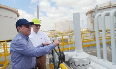 وزير البترول  يعلن إطلاق التشغيل المبكر للمرحلة الثانية  لمشروع توسعات مصفاة ميدوربطاقة تخزينية بطاقة إجمالية ٤٠٠ الف برميل خام و ٢٩٠ ألف برميل منتجات وسيطة