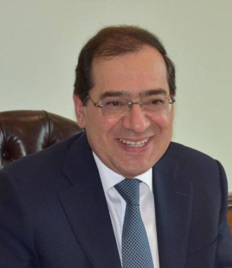 وزير البترول :  رؤية طموحة لدعم صناعة البتروكيماويات المصرية
