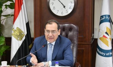 وزير البترول : استراتيجية متكاملة للتطوير والتحديث فى كافة أنشطة صناعة البترول والغاز فى مصر