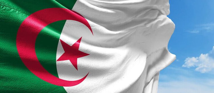"الجزائر" تعلن زيادة حجم إنتاجها النفطي إلى مليون و57 ألف برميل يوميًا