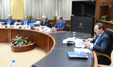 وزير البترول :القطاع حريص على زيادة الطاقة الإنتاجية للمصافي و إدخال أحدث التكنولوجيات الرقمية 