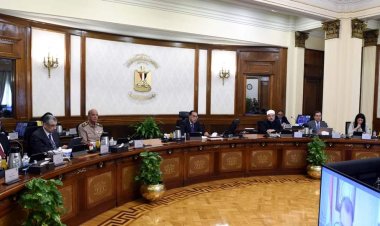 مجلس الوزراء يوافق على  6 مشروعات قوانين لاتفاقيات التزام بترولية لهيئة  البترول و القابضة للغازات