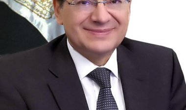 بهدف دعم المواقع البترولية بالكفاءات.. وزير البترول يصدر حركة تكليفات  لثلاث رؤساء لشركات البترول
