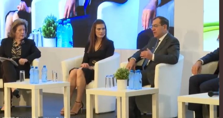 "الملا": توفير التمويل ضرورة للاستفادة الكاملة من موارد غاز شرق المتوسط وتأمين امدادات الطاقة لأوروبا