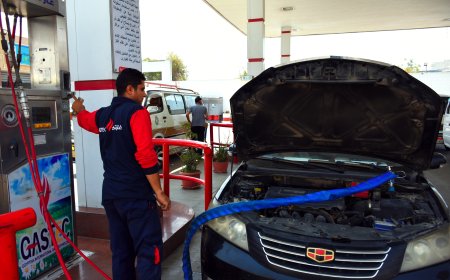 تحويل  483 ألف سيارة للعمل بالغاز الطبيعى خفض 2 مليون طن من انبعاثات ثانى أكسيد الكربون خلال عام