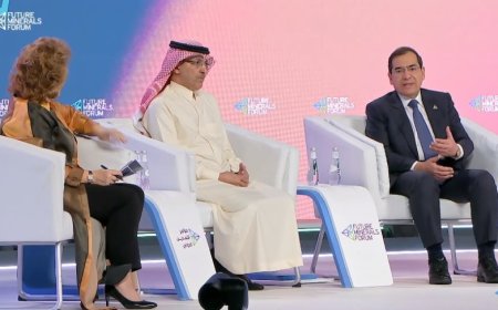 وزير البترول والثروة المعدنية  يشارك في جلسة  وزارية بعنوان "دور الحكومات فى تهيئة المنطقة كوجهة جاذبة للاستثمار فى انتاج المعادن"