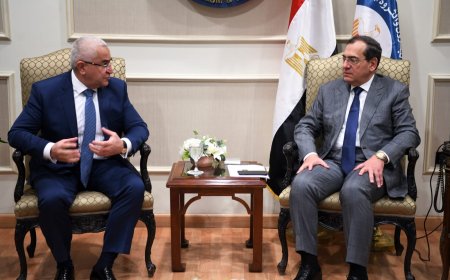 وزير البترول وسفير ازربيجان يبحثان الفرص الإستثمارية المتاحة فى مجال البترول والغاز والطاقات الخضراء فى مصر