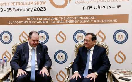 "الملا": وزارة البترول لا تتوانى عن دعم خطط الاستثمار الجادة وتذليل العقبات أمام تحقيق المزيد من النجاح