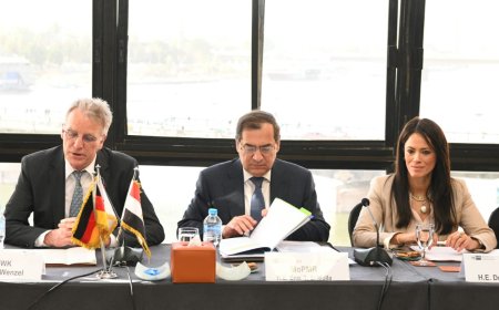 وزير البترول يشارك في الاجتماع الاول للجنة التنظيمية العليا  للتعاون بين مصر وألمانيا في مجالات الطاقة والهيدروجين