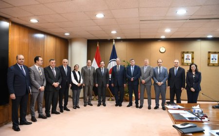 "وزير البترول" يشدد على أهمية الاستمرار فى تقديم حلول ابتكارية وأداء واعى للحفاظ على تنفيذ أهداف الدولة فى تأمين إمدادت الوقود للسوق المحلى