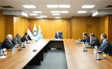 وزير البترول والثروة المعدنية يستقبل وفد لجنة التعليم بغرفة التجارة الأمريكية في مصر