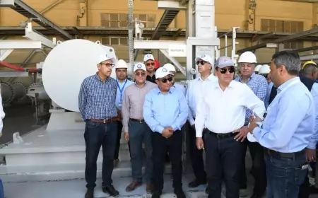 "الملا ": يضع حجر اساس منطقة تخزين وتداول المنتجات البترولية جنوب ميناء الحمراء بالعلمين 