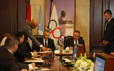 "التعاون للبترول " توقع مع محافظة الأسكندرية بروتوكول لإنشاء وتشغيل محطات تموين سيارات متكاملة الخدمات