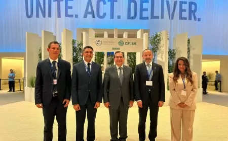 وزير البترول يتفقد أجنحة شركات الحلول الرقمية لخفض الانبعاثات وتحسين كفاءة استهلاك الطاقة بقمة المناخ COP28