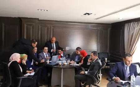 غرفه عمليات متابعه التصويت في انتخابات الرئاسه لنقابة البترول تتابع اجراءات التصويت وحشد العاملين للمشاركه في الانتخابات