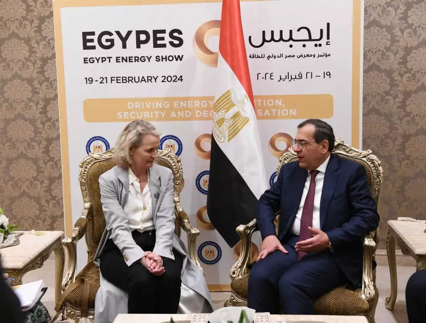 "وزيرالبترول" يبحث التعاون بين مصر والاتحاد الأوروبي في الانتقال الطاقي وخفض الانبعاثات