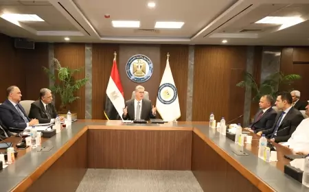 وزير البترول يبحث  مع رؤساء وممثلى شركات البترول العالمية العاملة فى مصر تحديات صناعة البترول