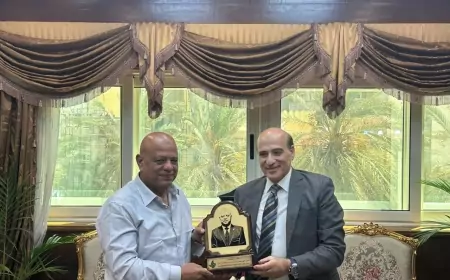 تعاون مشترك بين ميناء الإسكندرية وبتروتريد فى جمع المخلفات البحرية