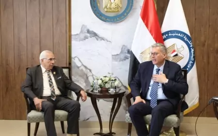 وزير البترول  يستقبل اعضاء لجنة الطاقة والبيئة والقوى العاملة بمجلس الشيوخ
