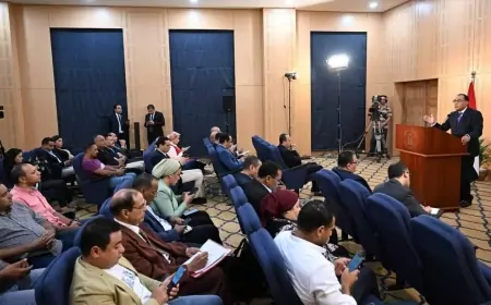 رئيس الوزراء يجيب عن استفسارات الصحفيين والإعلاميين حول القضايا المثارة التي تشغل الرأي العام