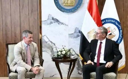 وزير البترول يؤكد خلال لقاؤه كابريكورن إنرجي البريطانية أهمية زيادة الاعتماد على الطاقة المتجددة