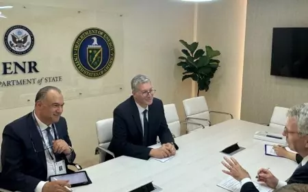 مباحثات بترولية مع جيفري بيات مساعد وزير الخارجية الأمريكية لموارد الطاقة