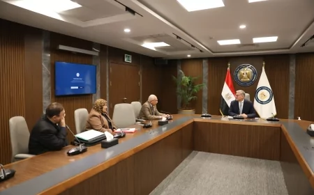 وزير البترول يعقد اجتماعًا مع أعضاء  مجلس النواب والشيوخ لتعزيز التكامل