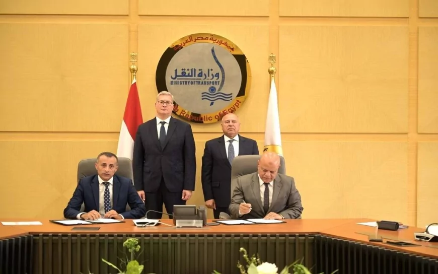 توقيع عقد تطوير محطة للصب السائل والغازي في ميناء الدخيلة بين الهيئة العامة لميناء الإسكندرية وشركة الإسكندرية لسلاسل الإمداد
