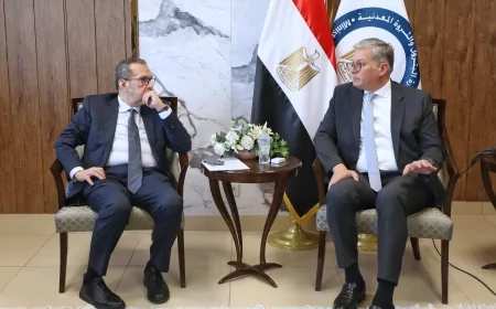 وزير البترول يناقش مع أديس خططها لزيادة معدلات إنتاج الزيت الخام