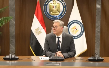 وزير البترول والثروة المعدنية يبحث مع النقابة العامة المناجم والمحاجر التعاون في تطوير قطاع التعدين