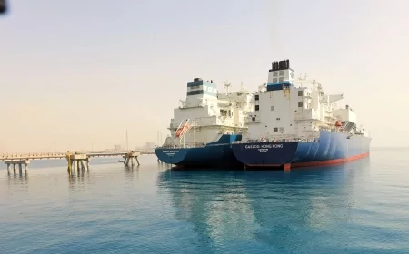وزير البترول والثروة المعدنية يتفقد استعدادات البنية التحتية بالسخنة لتأمين إمدادات الغاز خلال الصيف