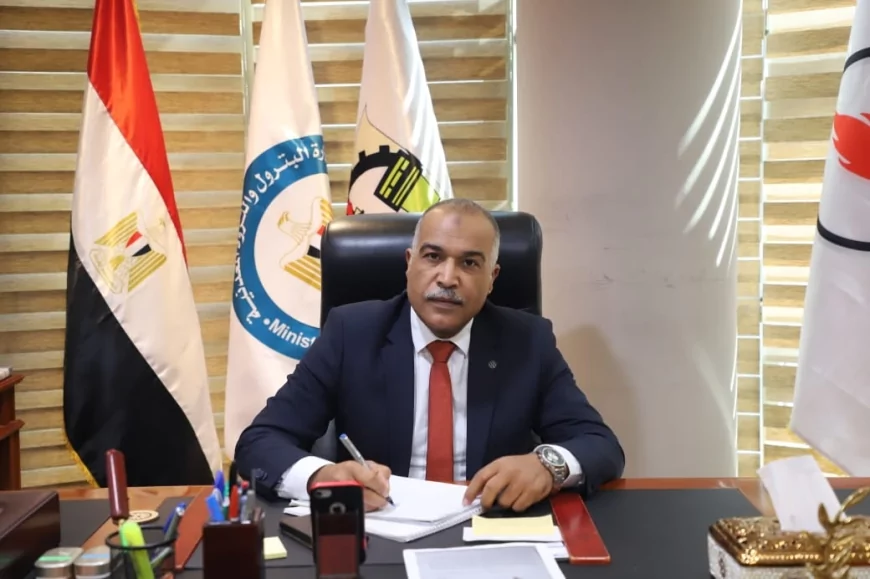 نقيب البترول يهنيء الرئيس السيسي والأمة الإسلامية بالعام الهجري الجديد