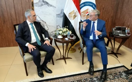 وزير البترول والثروة المعدنية يبحث مع "شلمبرجير" سبل دعم أنشطة الاستكشاف والإنتاج وتعزيز الشراكة التقنية