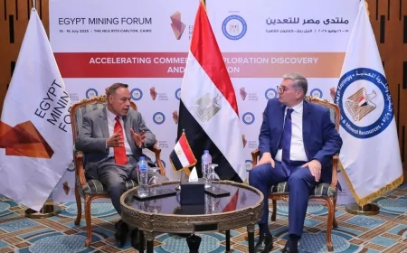 وزير البترول يبحث  مع  رئيس شركة مناجم النوبة  زيادة استثمارات في الخامات التعدينية