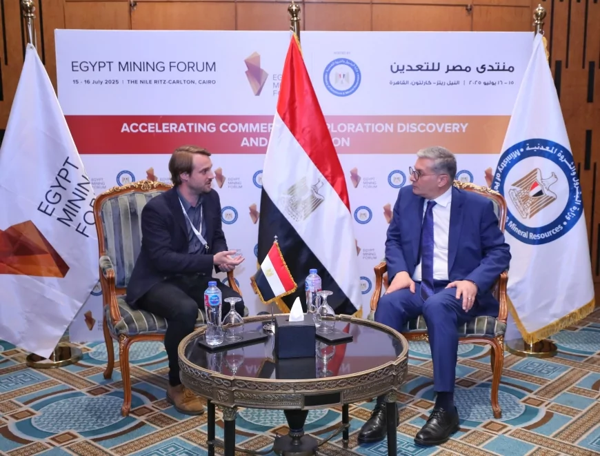 وزير البترول يبحث مع باريك جولد العالمية أنشطة البحث عن الذهب بمصر من خلال الحصول على مناطق امتياز جديدة خلال الفترة المقبلة.