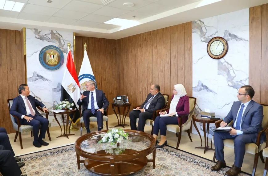 وزير البترول يبحث مع وفد BP خطط التوسع في إنتاج الغاز ومبادرات التنمية المجتمعية