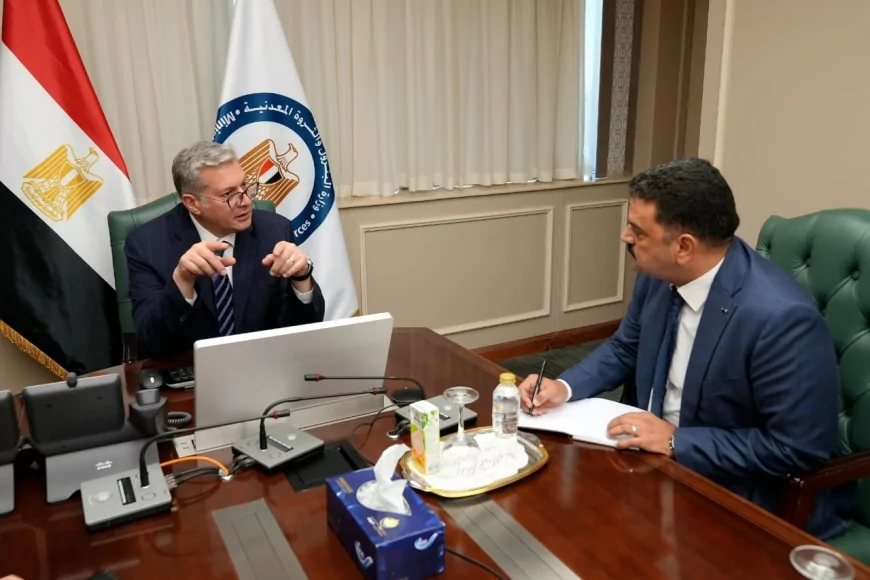 وزير البترول يناقش مع هيئة الثروة المعدنية والصناعات التعدينية المتطلبات المستقبلية لتطوير قطاع التعدين