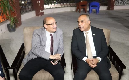 اتفاقا بين نقابة البترول وشركة مصر للبترول على فتح باب العضوية بنادي مصر للبترول  للعاملين بالقطاع