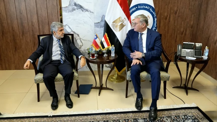 وزير البترول يبحث مع "إيناب سيبترول" التشيلية خطط التعاون في مجالات إنتاج البترول.. والفرص الممكنة في قطاع التعدين لأول مرة