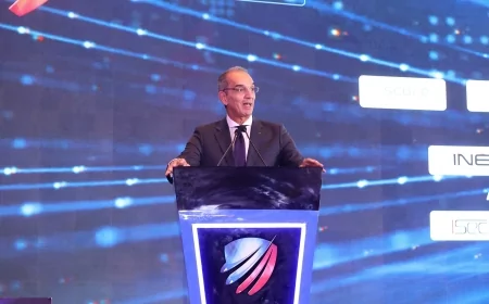 وزير الاتصالات يؤكد أهمية تعزيز الأمن السيبراني العربي لمواجهة تحديات الذكاء الاصطناعي