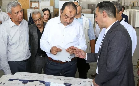 وزير قطاع الأعمال يتفقد شركة العبوات والمستلزمات الطبية.. ويؤكد على رفع كفاءة الإنتاج والجودة