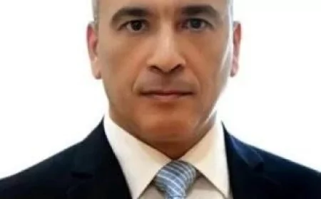 رئيس نقابة البترول يهنئ اللواء علاء حسن الشريف لتعيينه أمينًا عامًا لمجلس الوزراء