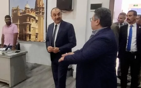 وزير قطاع الأعمال العام في زيارة مفاجئة لشركة مصر الجديدة للإسكان والتعمير