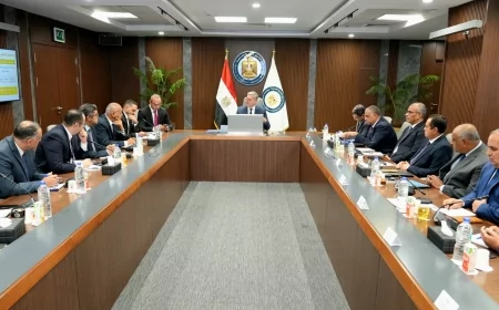 وزير البترول والثروة المعدنية فى لقاء مفتوح مع الإعلاميين ورؤساء تحرير الصحف والمواقع الإخبارية المصرية