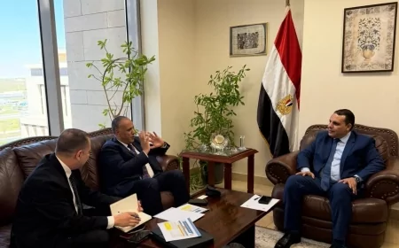 مباحثات  بين" التمثيل التجاري" و"هيئة البترول" في مجال التسويق الخارجي وجذب الاستثمارات الاجنبية