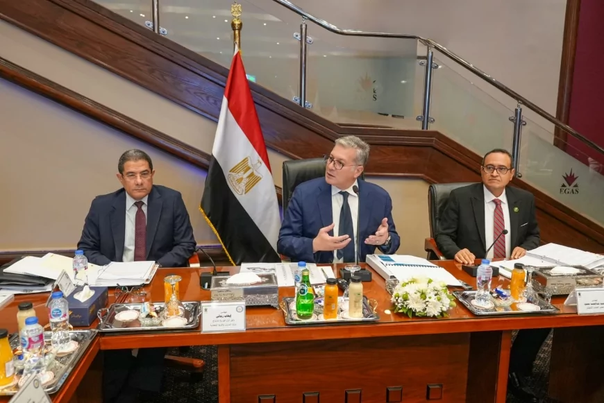 وزير البترول يرأس الجمعية العامة ل " إيجاس"