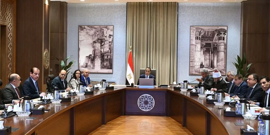 رئيس الوزراء يُطلق خطة الاستعداد لموسم الحج 1447هـ.. وتوجيه بالتنسيق الكامل لسلامة الحجاج